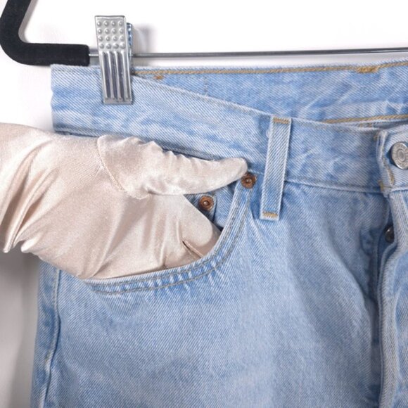 Levi's 501 150th Anniversary Edition Women’s Lt Blue Button Fly Jeans Size 29x30 - Picture 4 of 14